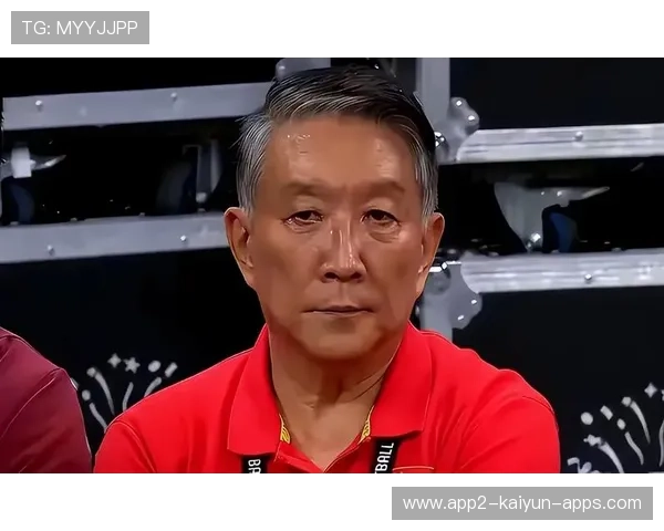 女篮教练组试验“双控卫”战术体系